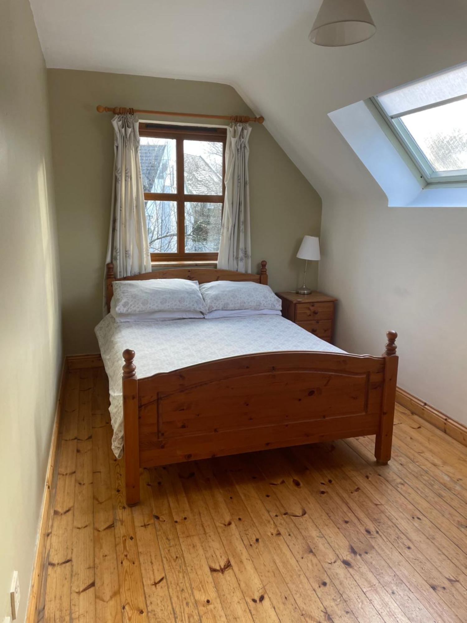 Letterfrack Farm Cottage In Village On A Farm Beside Connemara National Park Екстер'єр фото