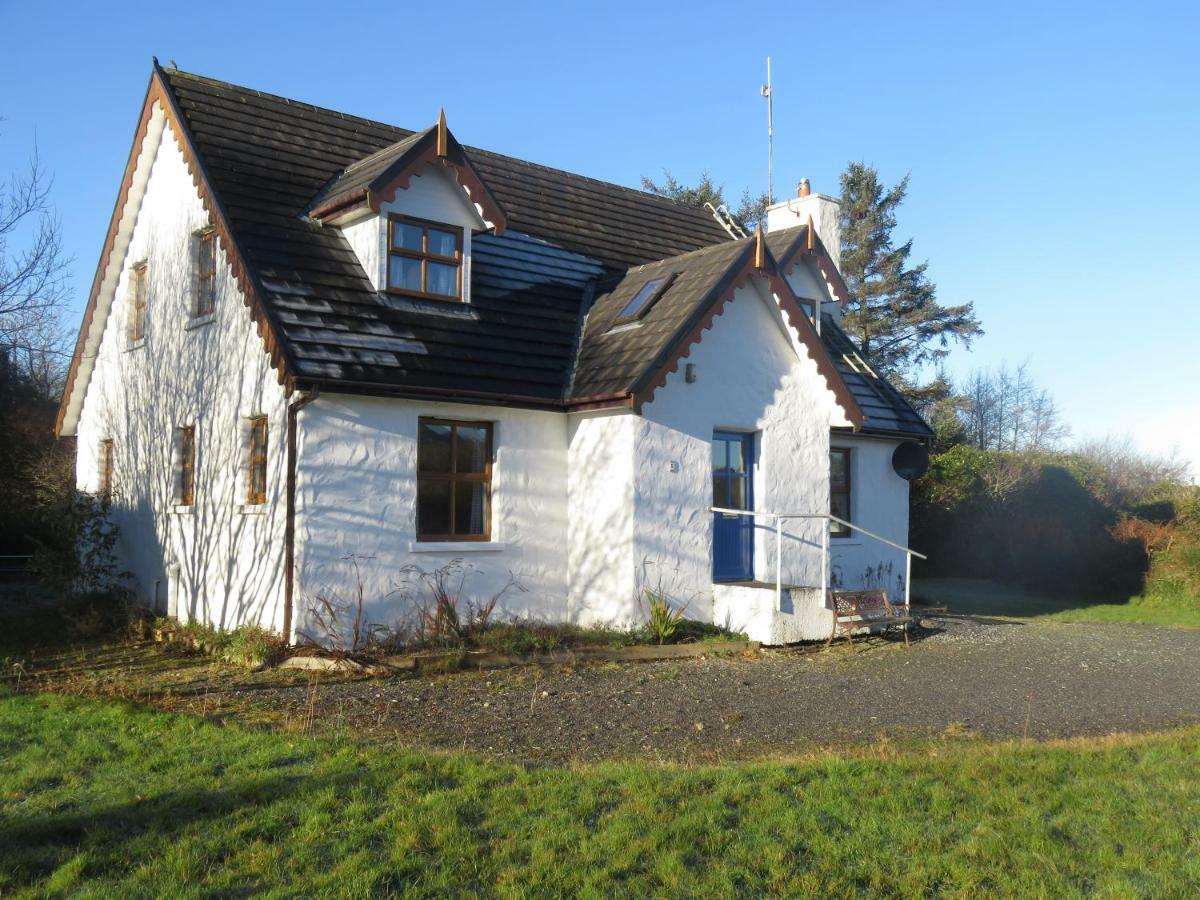 Letterfrack Farm Cottage In Village On A Farm Beside Connemara National Park Екстер'єр фото